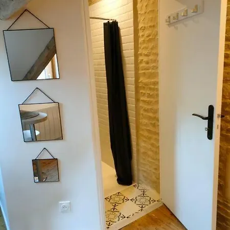 Typique & Cosy Au Coeur De Lejlighed